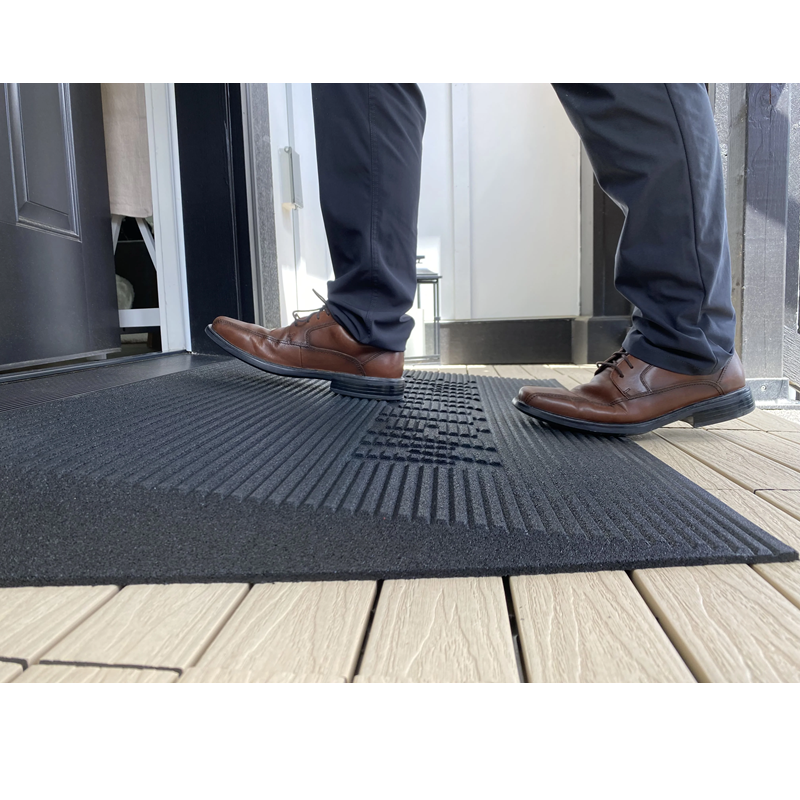 TRANSITIONS Angled Entry Mat