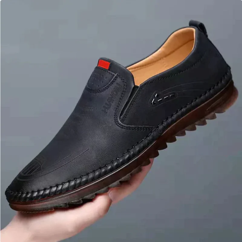 Men breathable leather loafers